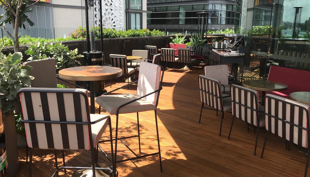 Hardwood decking Coffs Harbour. Call 02 6649 2006